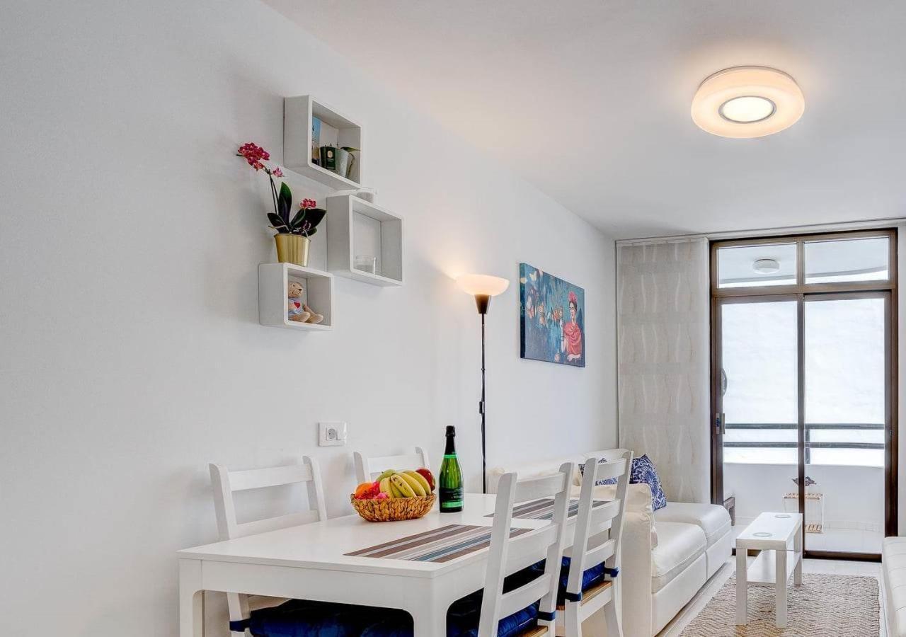 Stylish Flat And Pool With 3 Rooms, Sleeps 6, Los Cristianos Los Cristianos  Exterior foto